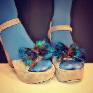 peacock feather shoe clips