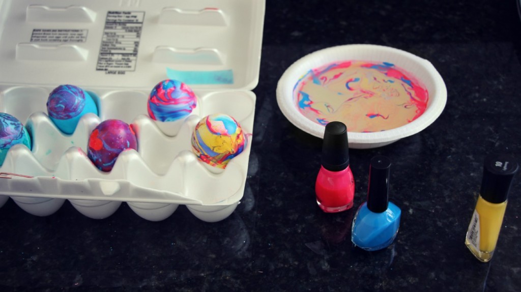 Four New Ways to Decorate Your Easter Eggs:: by Little Pink Monster