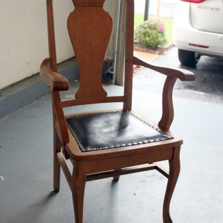 Thrift Store Makeover: Lavendar Chair