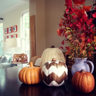 Thanksgiving DIY Decor: Chevron Pumpkins & Glamourized Kid’s Art