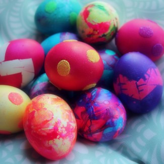 Four *NEW* ways to decorate Easter Eggs!